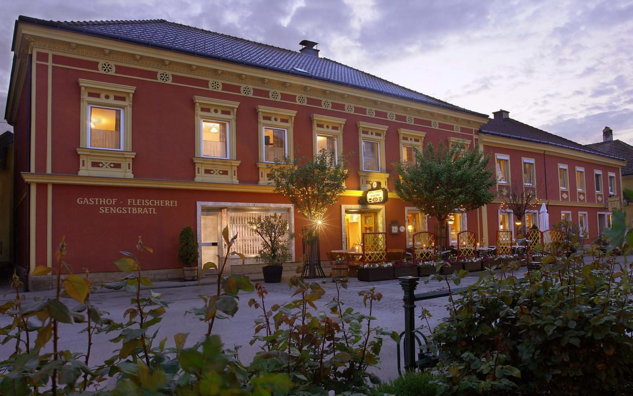 Landgasthof Sengstbratl Wallsee المظهر الخارجي الصورة
